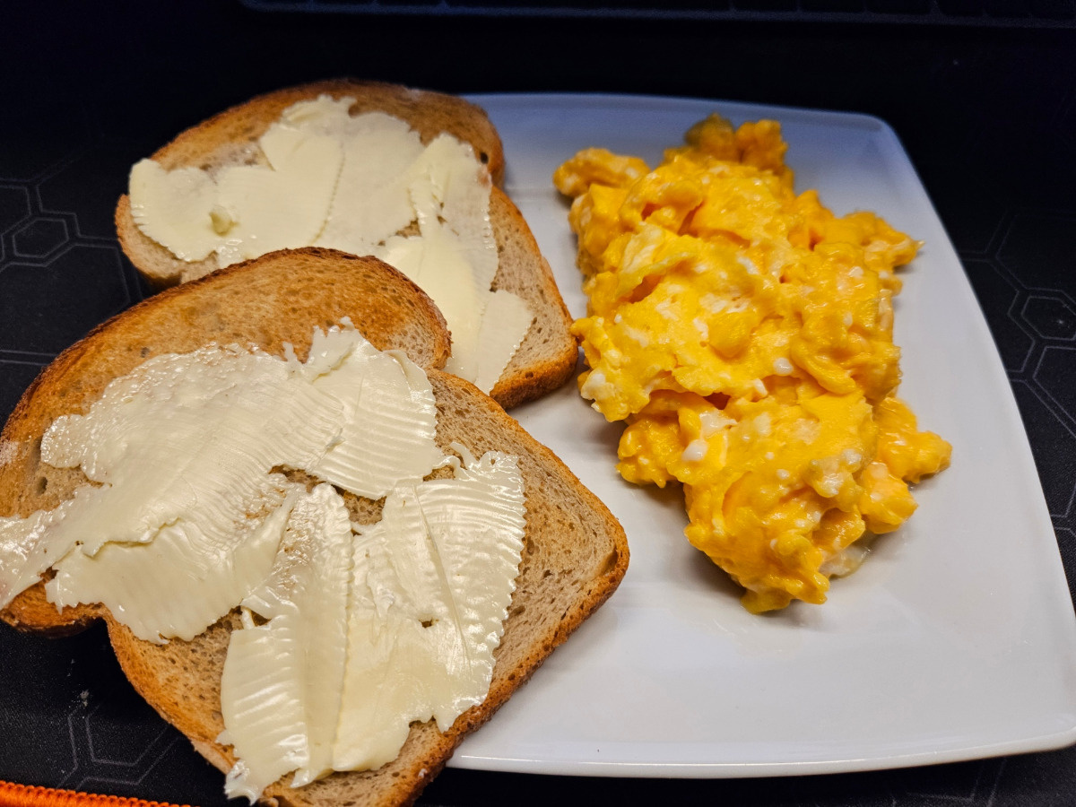 e6519eee-ffd6-4619-8222-52178d106c18