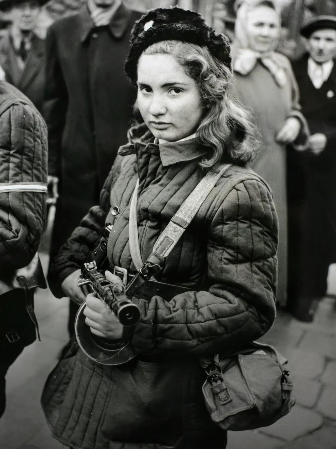 f0989866-266c-413a-b375-a23738d64eae