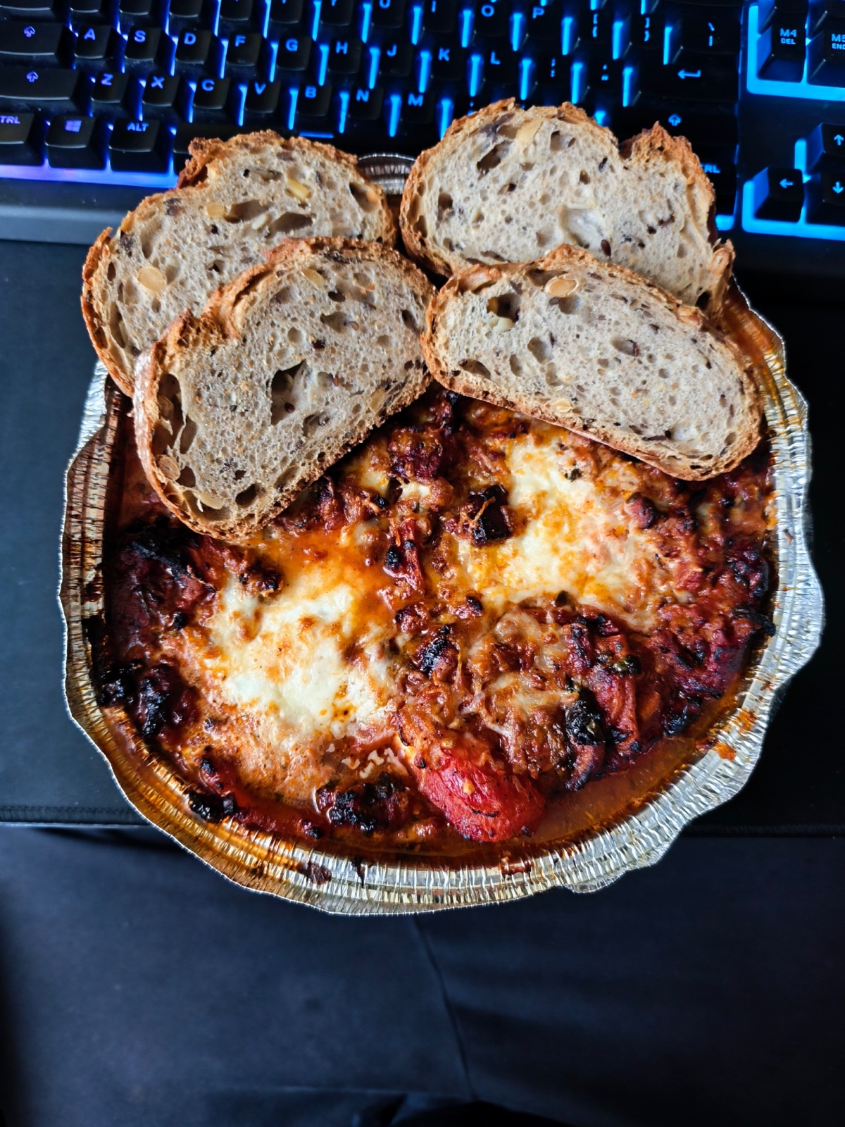 aeb509c7-5b8d-4fd8-9282-472fbffc0675