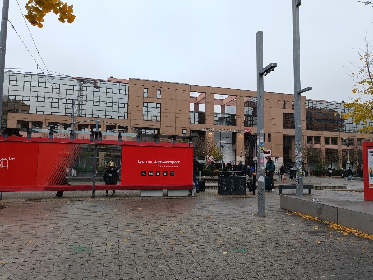 43ad70c2-da9e-440b-a54b-925bc5f532ed