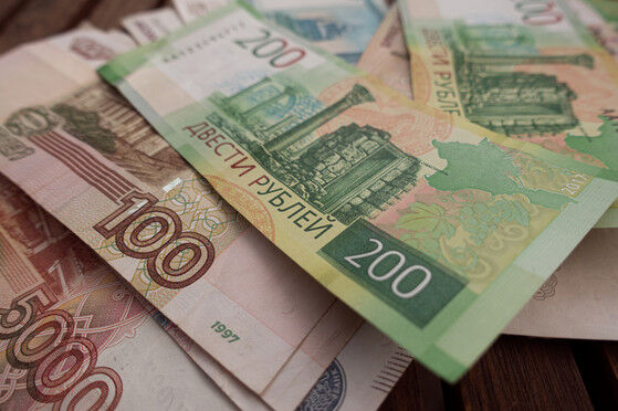Ukraińskie władze: Rosjanie chcą wprowadzić w Melitopolu ruble