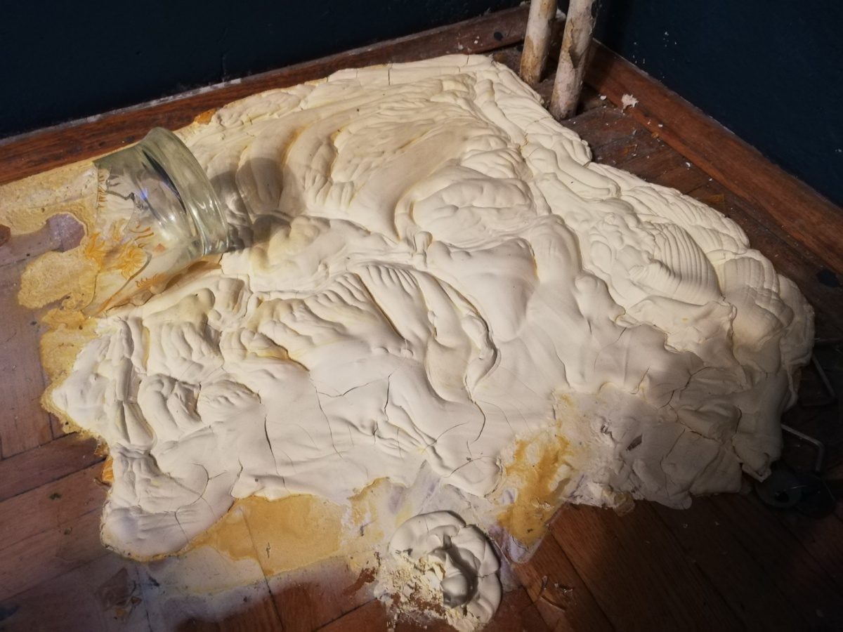 9c56986f-37d7-4e1c-a16d-274cd449cd03