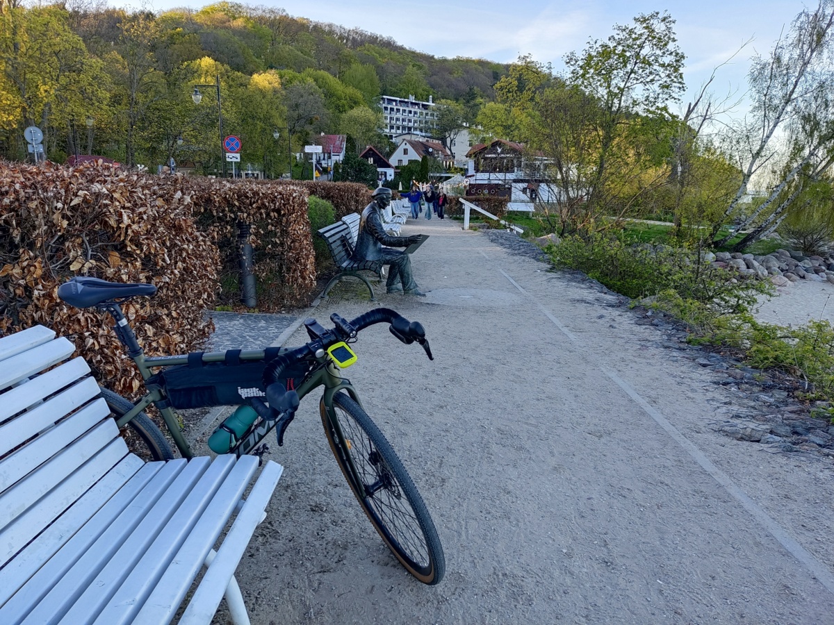 2f43d094-e9c6-4fe8-a77c-b0e78f5cc1ed