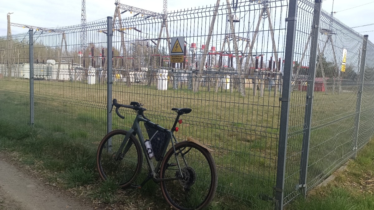 16d698a9-5d0c-4946-a512-4252096d5b9e