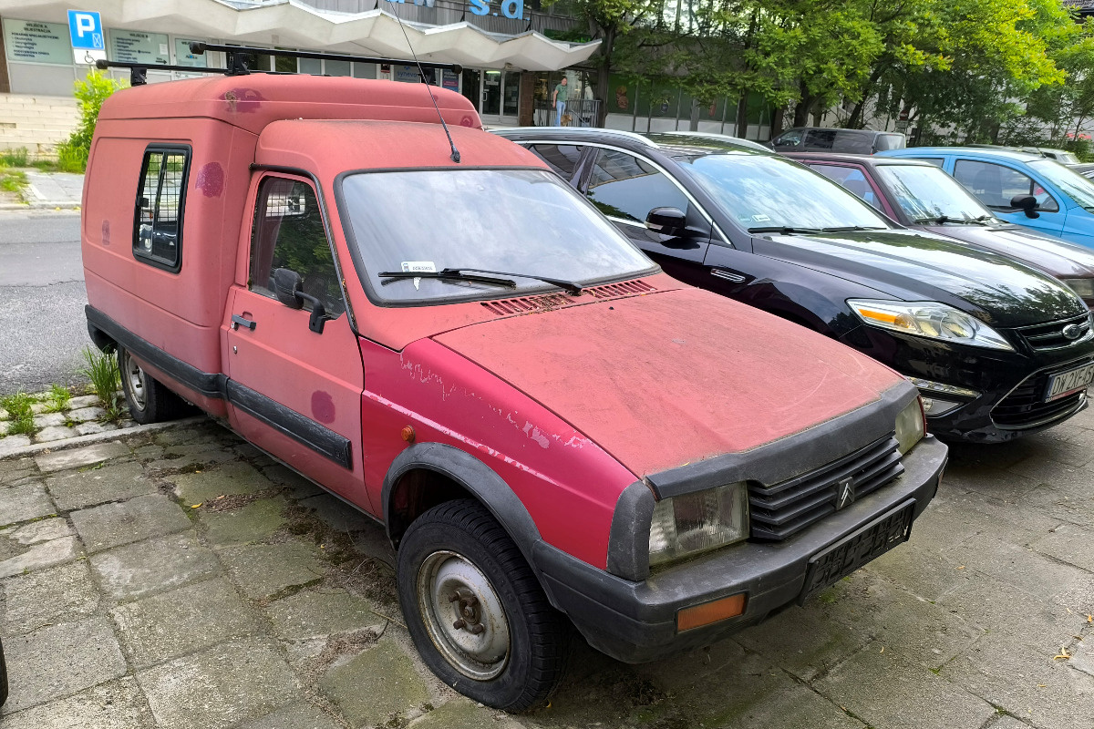 73079db9-82ca-43f1-aec9-5a8095782703