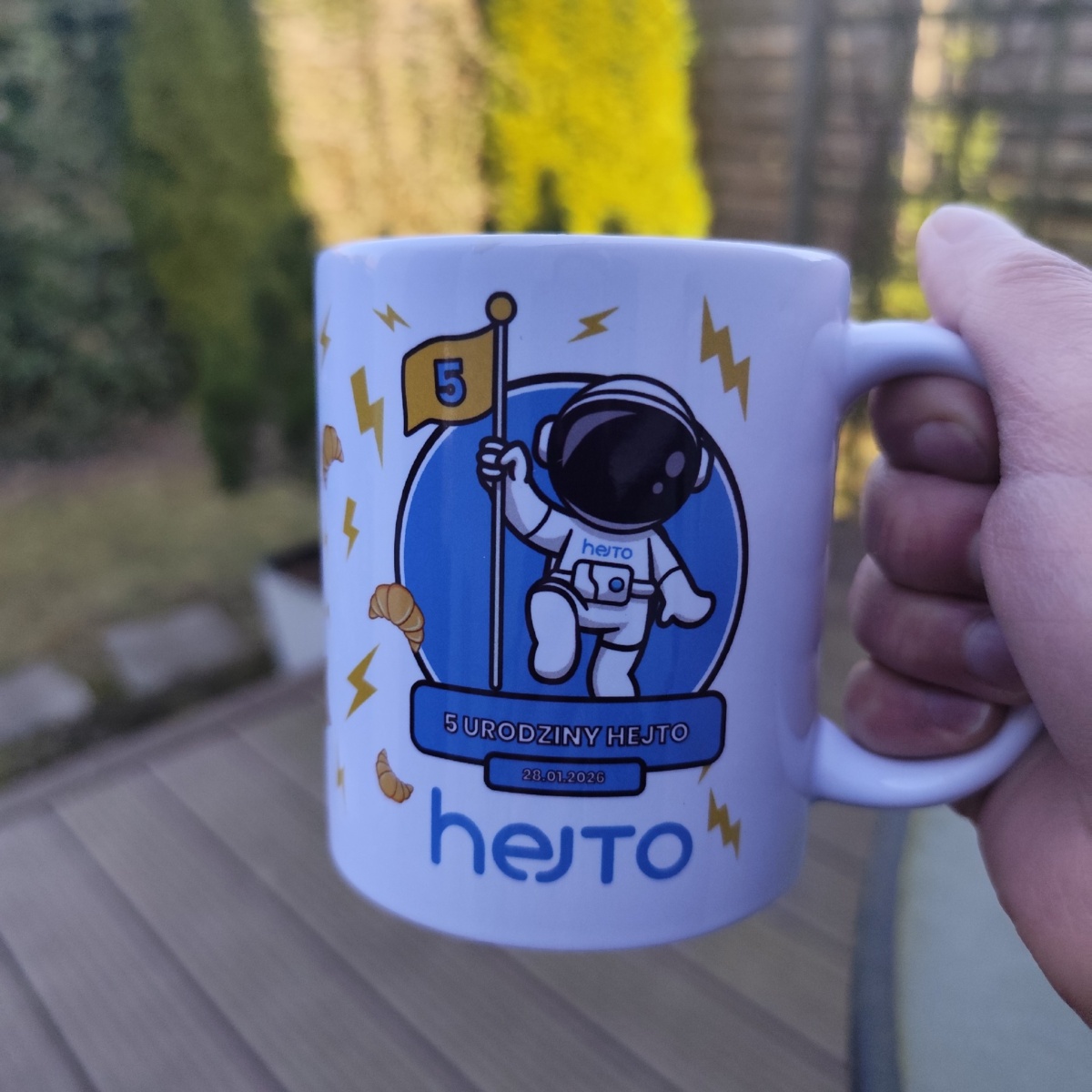 c35c33eb-4626-4935-8cf5-fdf055e532c5