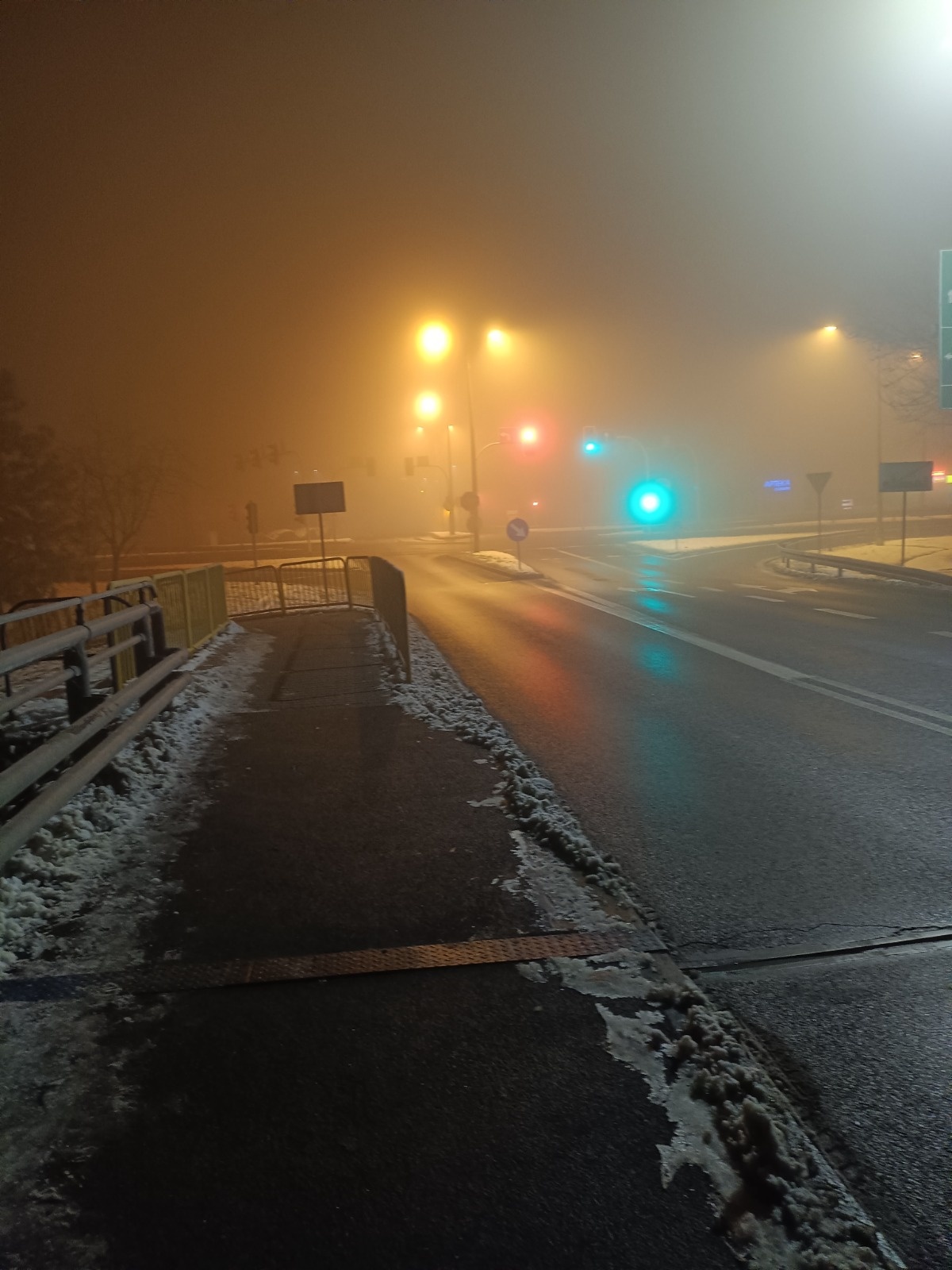 21a18332-de3c-4530-84e5-6c25a63381af