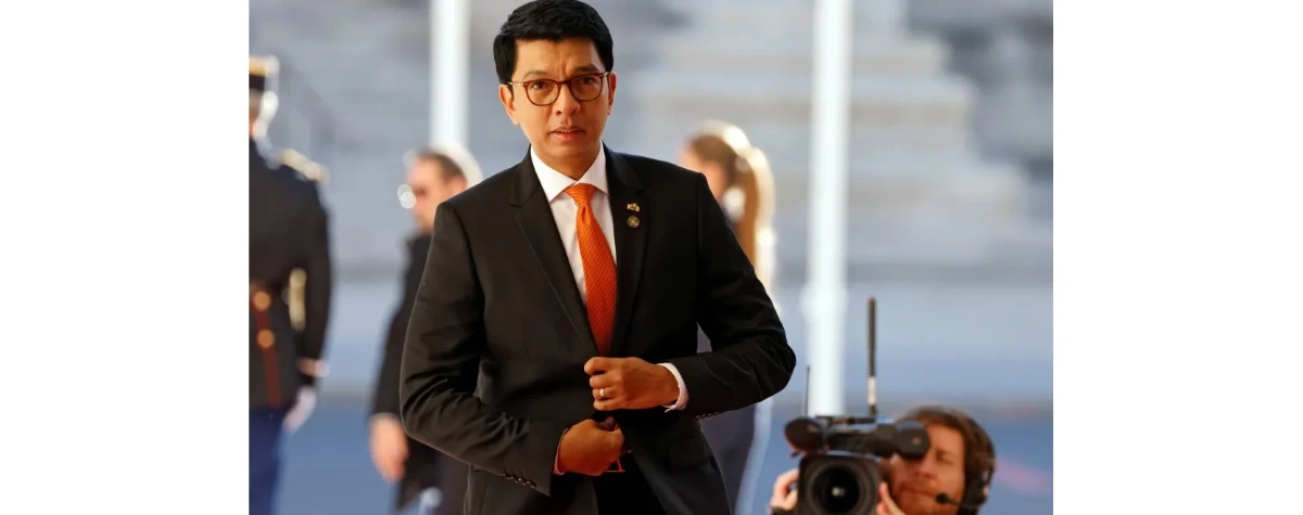 Były prezydent Madagaskaru, który po protestach uciekł z kraju, pozbawiony obywatelstwa