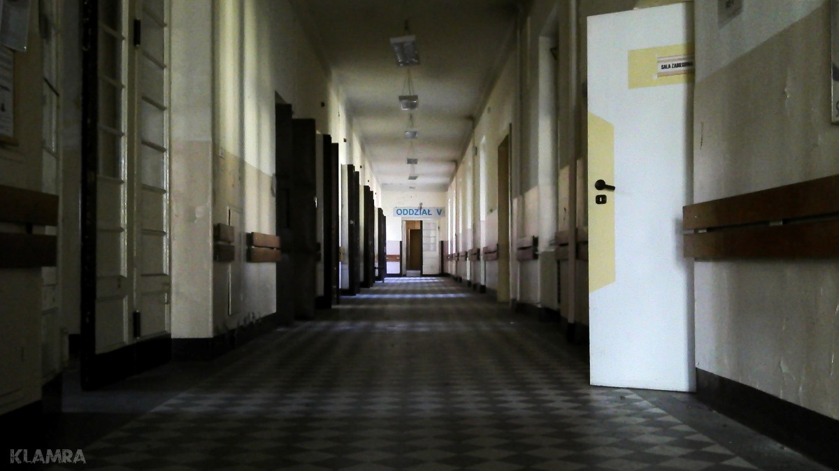 Opuszczony Szpital, ale robiony ziemniakiem