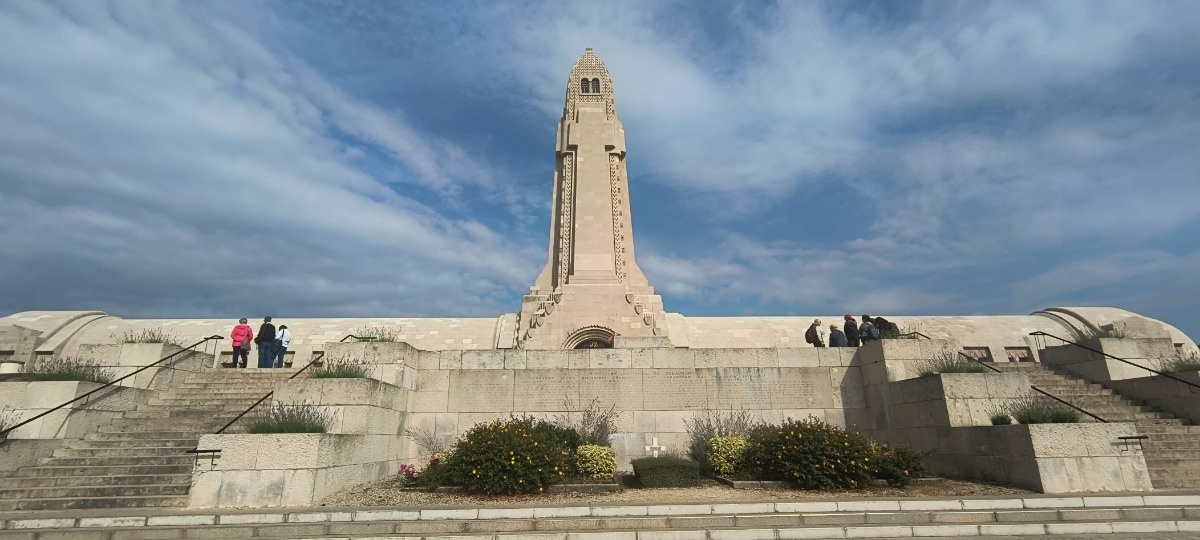 9a892402-7dfc-459a-9633-41b7d3261b62