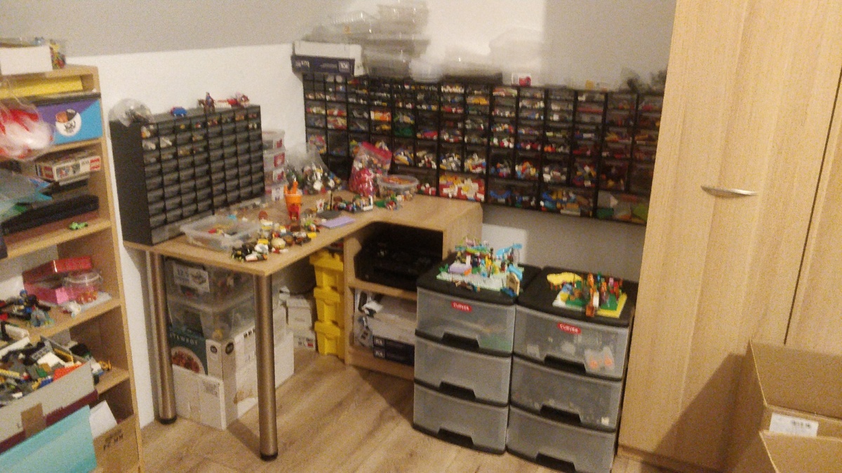 b793050a-2695-4629-a1c2-312afc6fdcfa