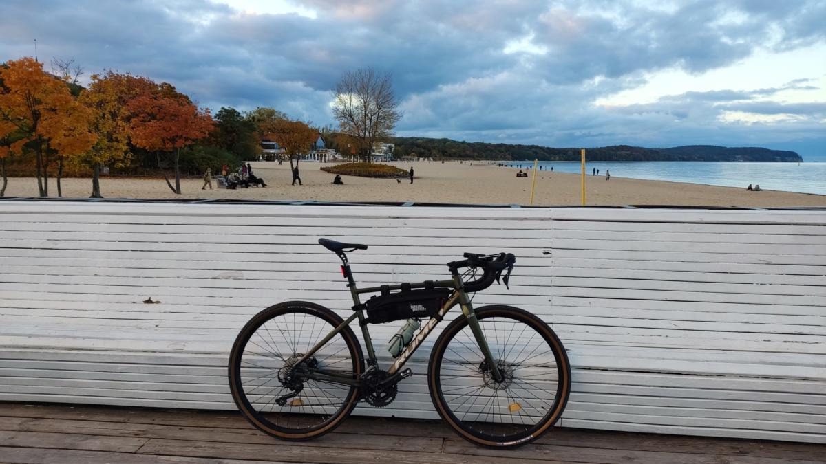 0d06a761-69b8-44e0-b943-33bff15d1122