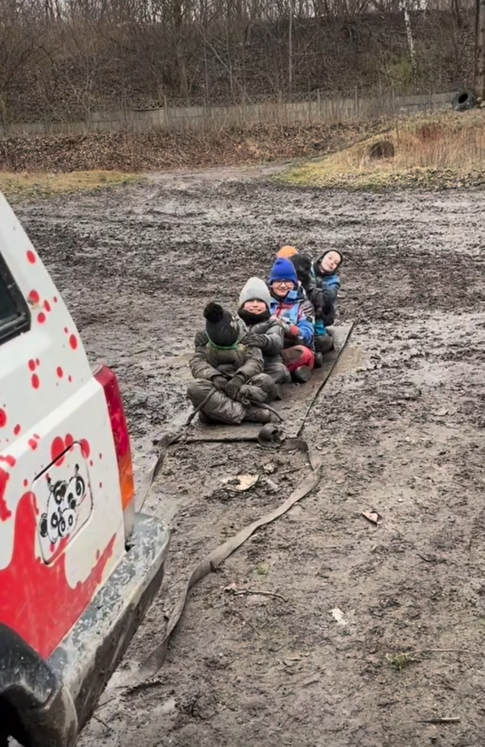 a98ddabc-1db6-48ab-87af-e018405f9dbb