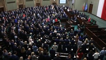 Donald Tusk: propozycja zmiany konstytucji to test na intencje PiS