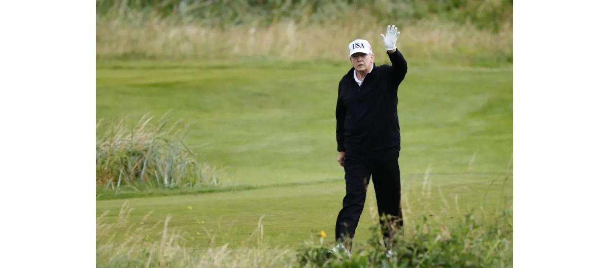 Trump z wizytą w Szkocji. Setki mieszkańców na protestach