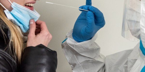 Epidemia w Polsce - raport Ministerstwa Zdrowia: 45 749 zakażeń koronawirusem