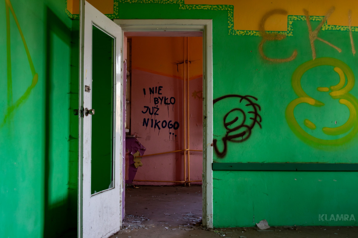 Dom Dziecka - Ale nie było już nikogo...