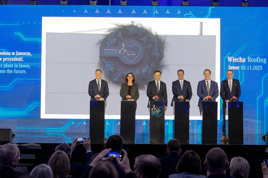 Budowa nowej fabryki Mercedesa w Polsce nabiera tempa. Ważny etap prac zakończony