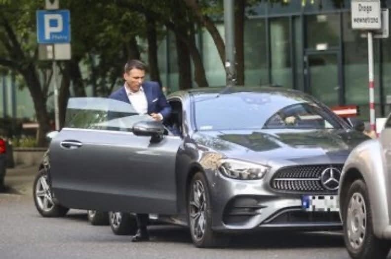 a68ae887-263c-4260-8b74-0e40539f3ef2