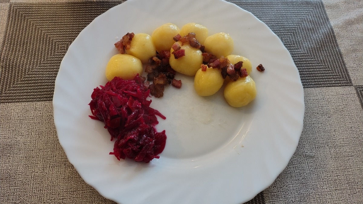 6694bb0c-cc73-4d96-bd06-c0a5af9c61cd