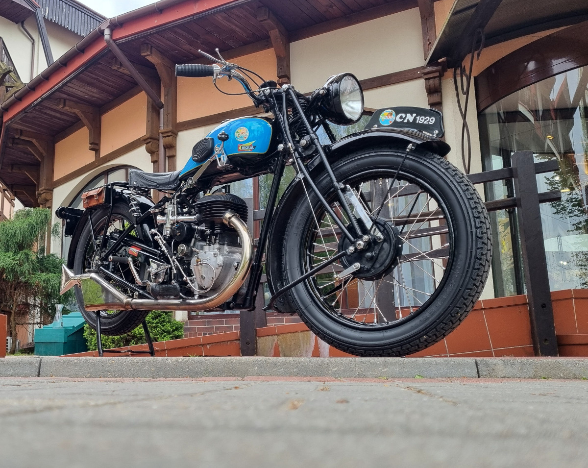 febf7a06-d5e8-4aaf-b957-66dfc94976b7