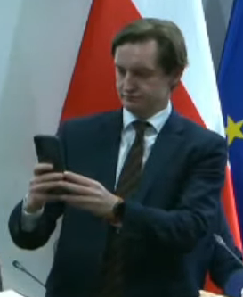 2813a8c9-3743-4570-aa59-69bab3b16667