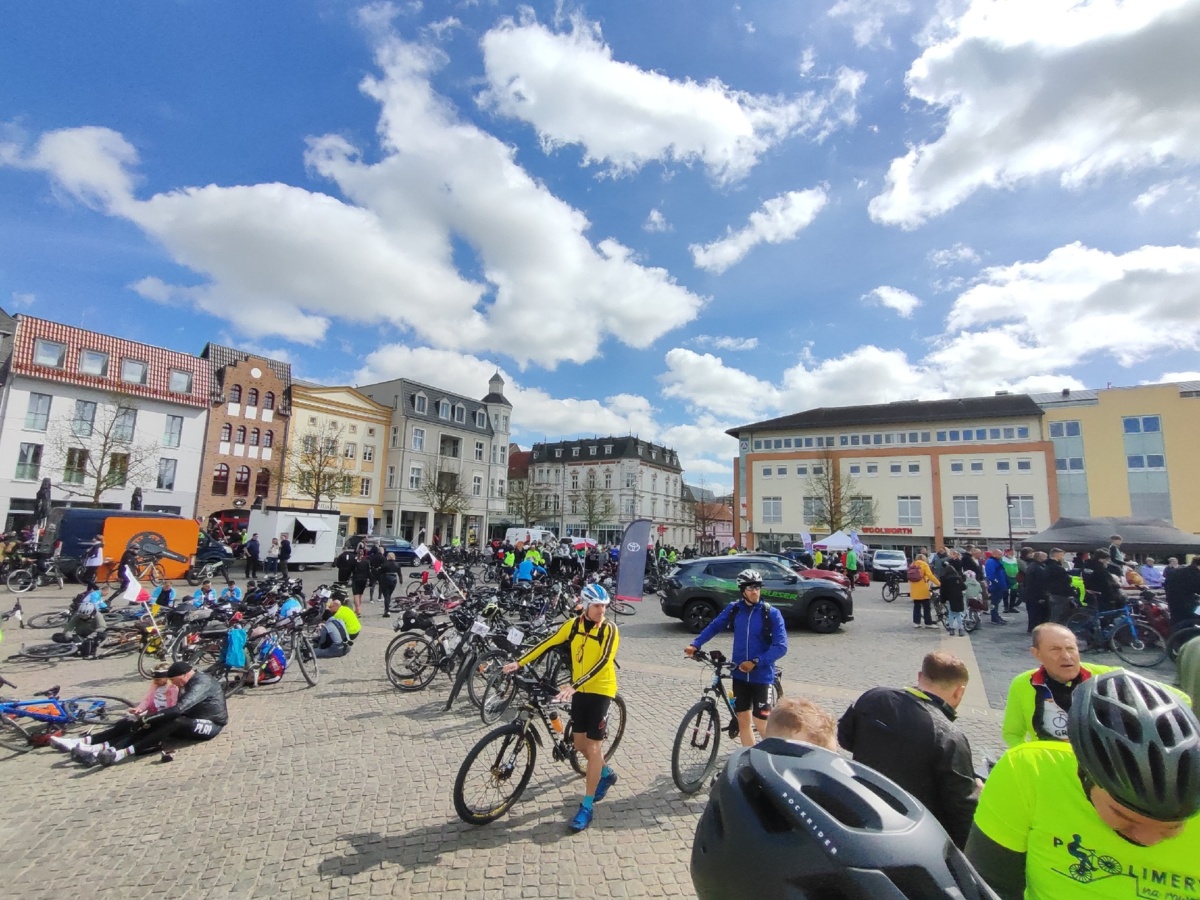 4398f21a-d5d4-4185-9427-43b196f479e2