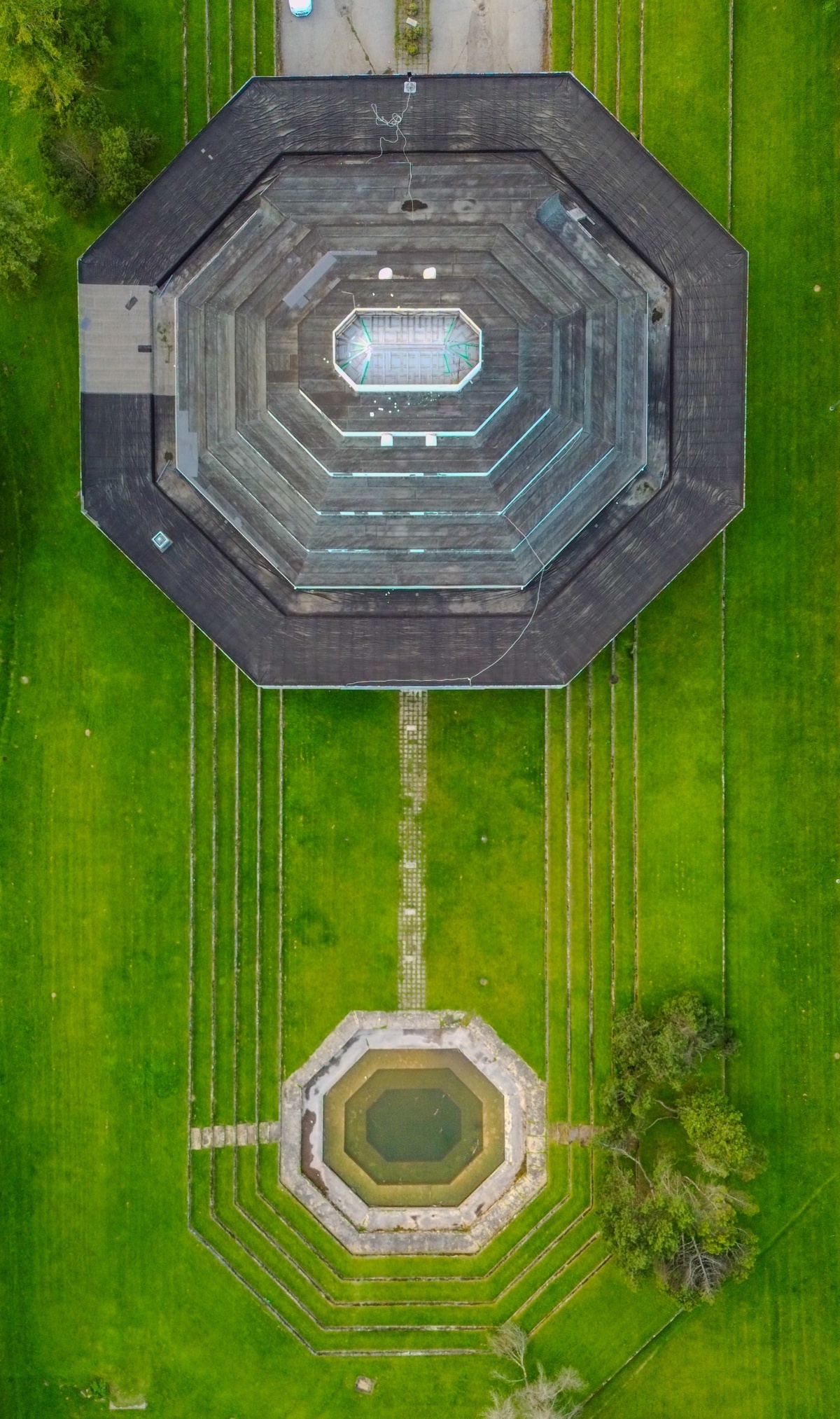 6e6d409c-84d3-4980-a8f8-cdf262432a9b