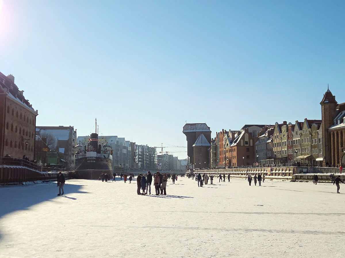 f7e32dcd-6ce9-408f-a5e3-407f2523f382