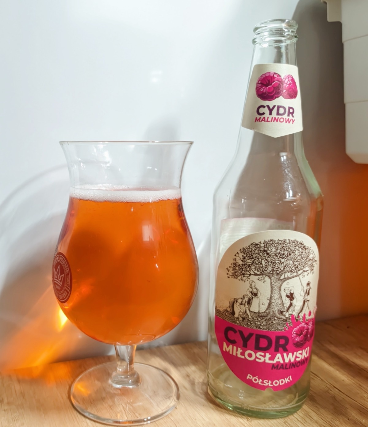 cb09ec1f-4acd-436b-adec-ad83b6316fab