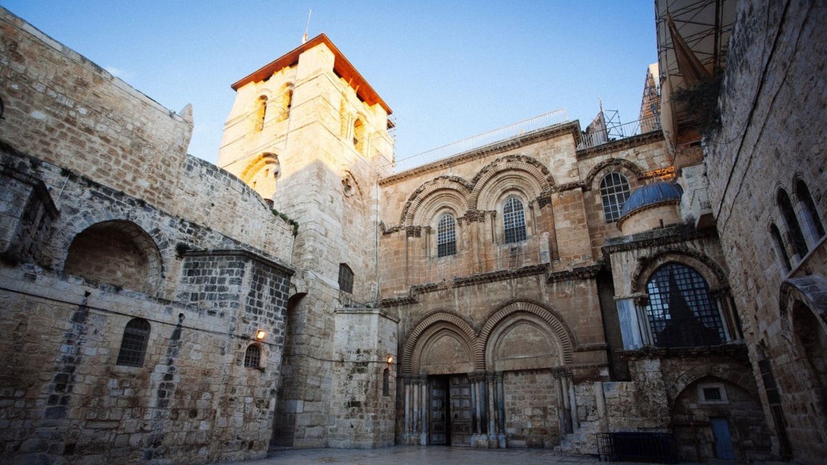 Izrael nie wpuścił katolickich księży do bazyliki w Jerozolimie w Niedzielę Palmową. Powodem obawy o zagrożenie rakietami