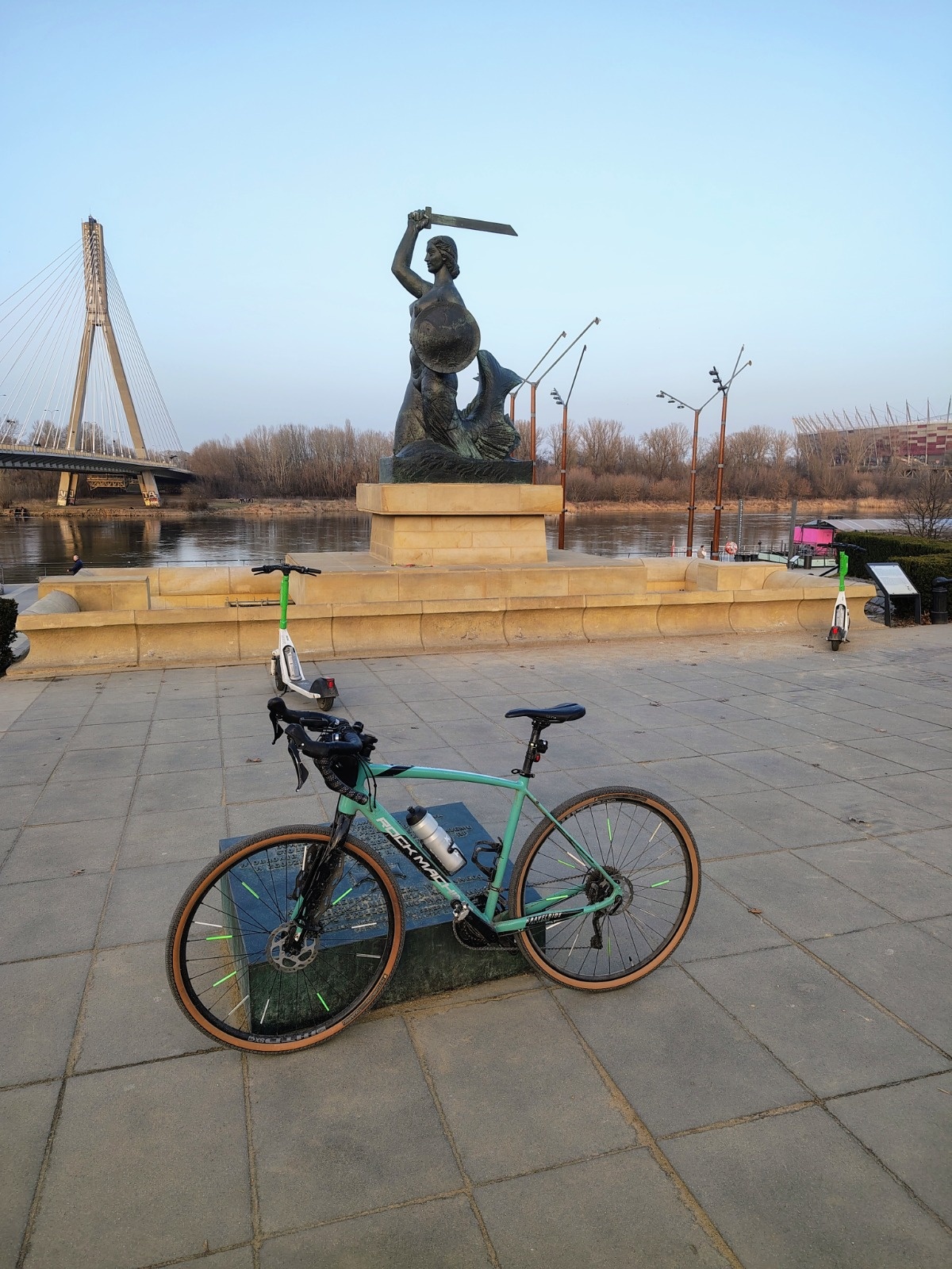 e5fbd2c3-febf-4a7b-9214-009c32e276db