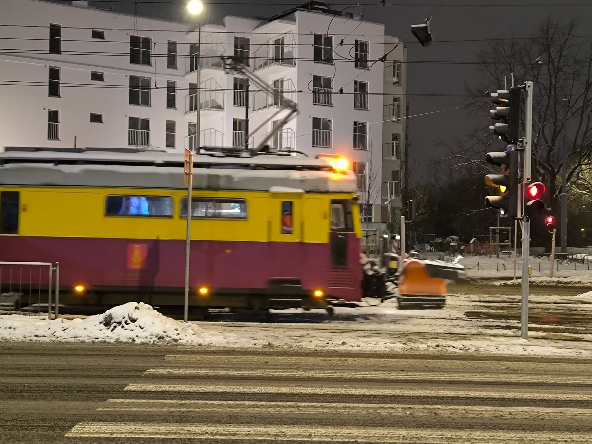 99870935-698c-4646-99d0-c98c42c51395