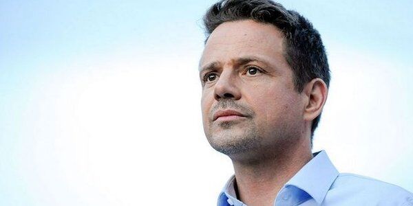 Trzaskowski: Pomoc jest. Pilnie potrzebna jest jej koordynacja