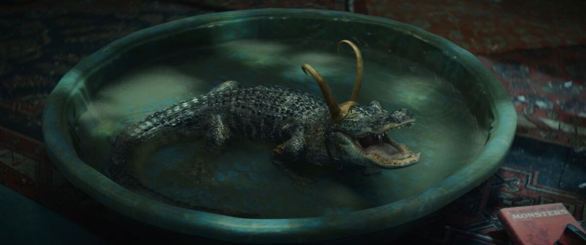 Aligator Loki na zdjęciach z planu. Pokochacie go jeszcze bardziej