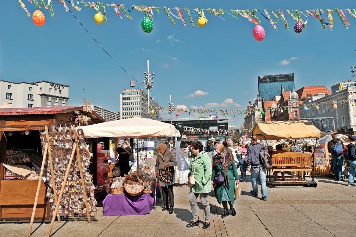 Jarmark Wielkanocny Rynek Katowice 2025, Piątkowy Foto Spacer Fot. Piotr Witowski / Urokliwy Śląsk