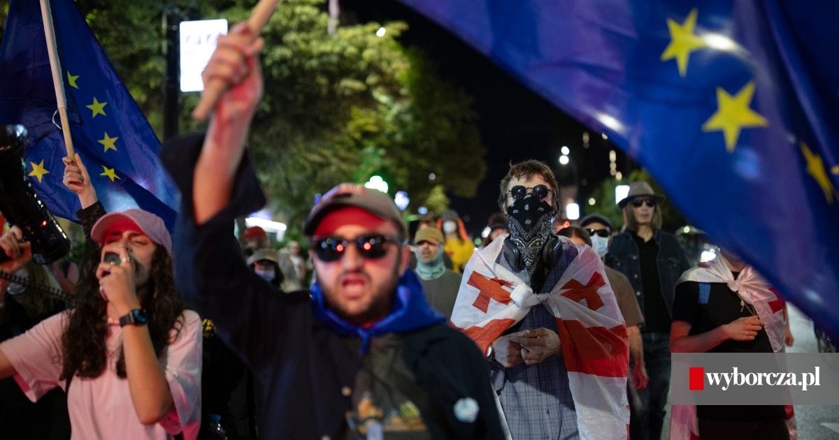 9256f993-8d54-45a0-bb47-9bbbd8deaf8e