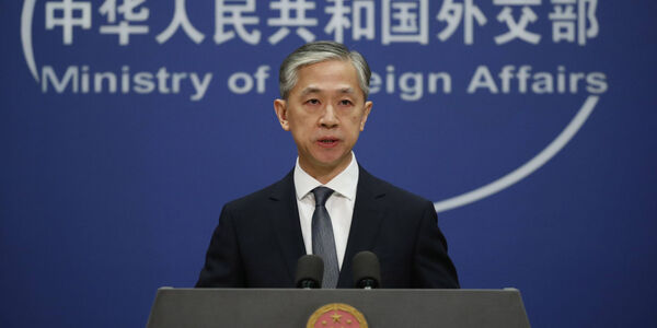 MSZ Chin apeluje o "wstrzymanie dezinformacji" ws. konfliktu Rosji z Ukrainą