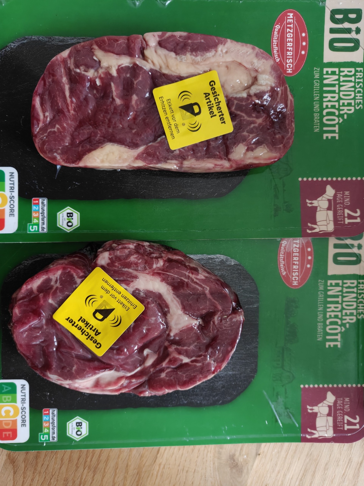 a5f9f928-8984-4996-8326-0721f79c09c4