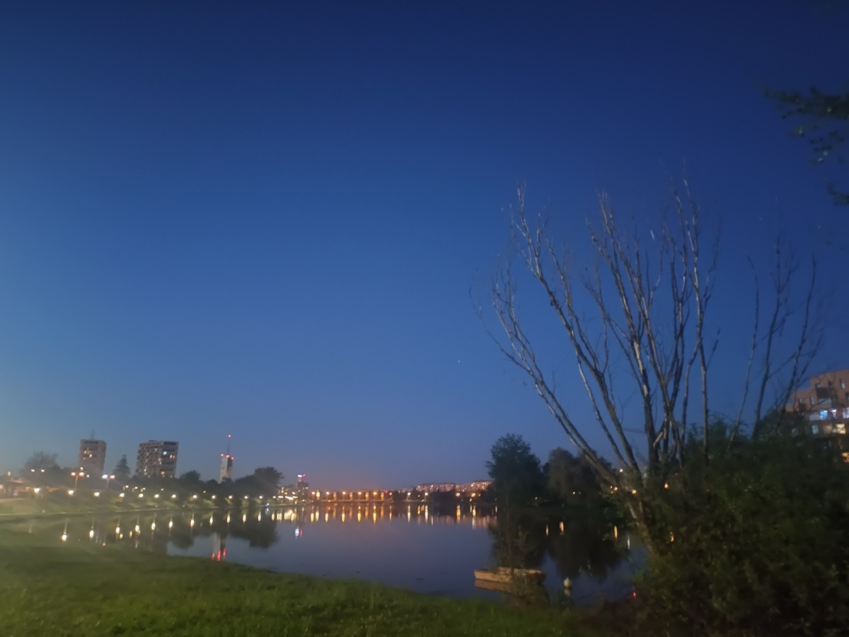 25d7ddc1-99dc-4c51-a4ee-20e9efc56ec5