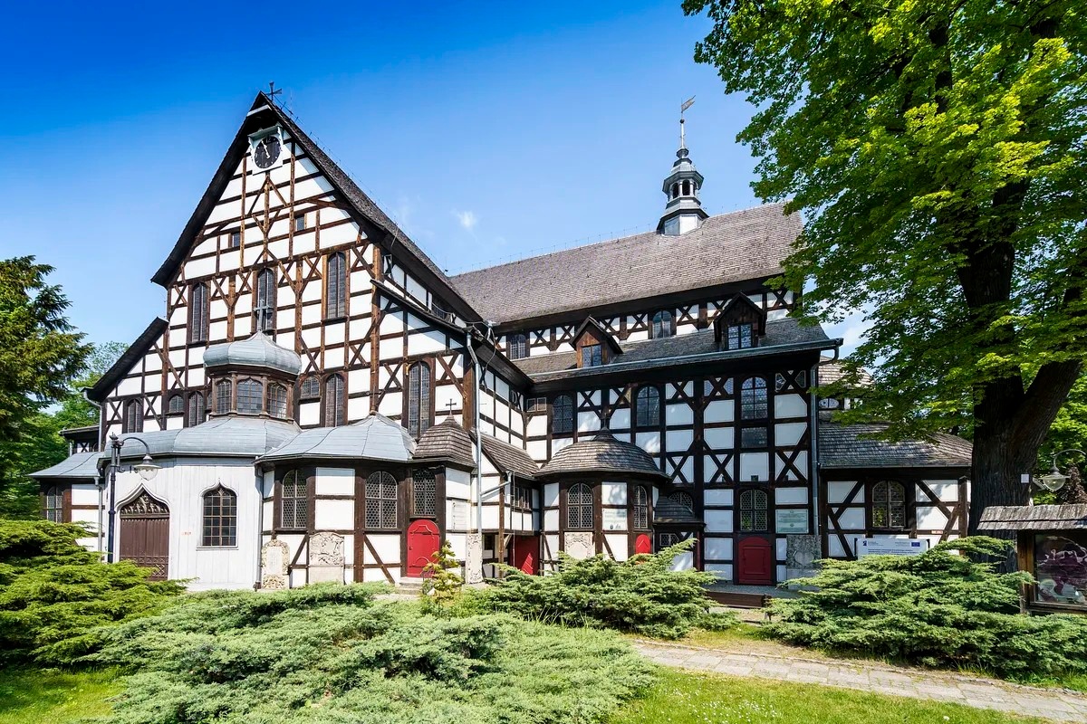 f0089e83-97fd-42f3-8579-7af4da3129ed