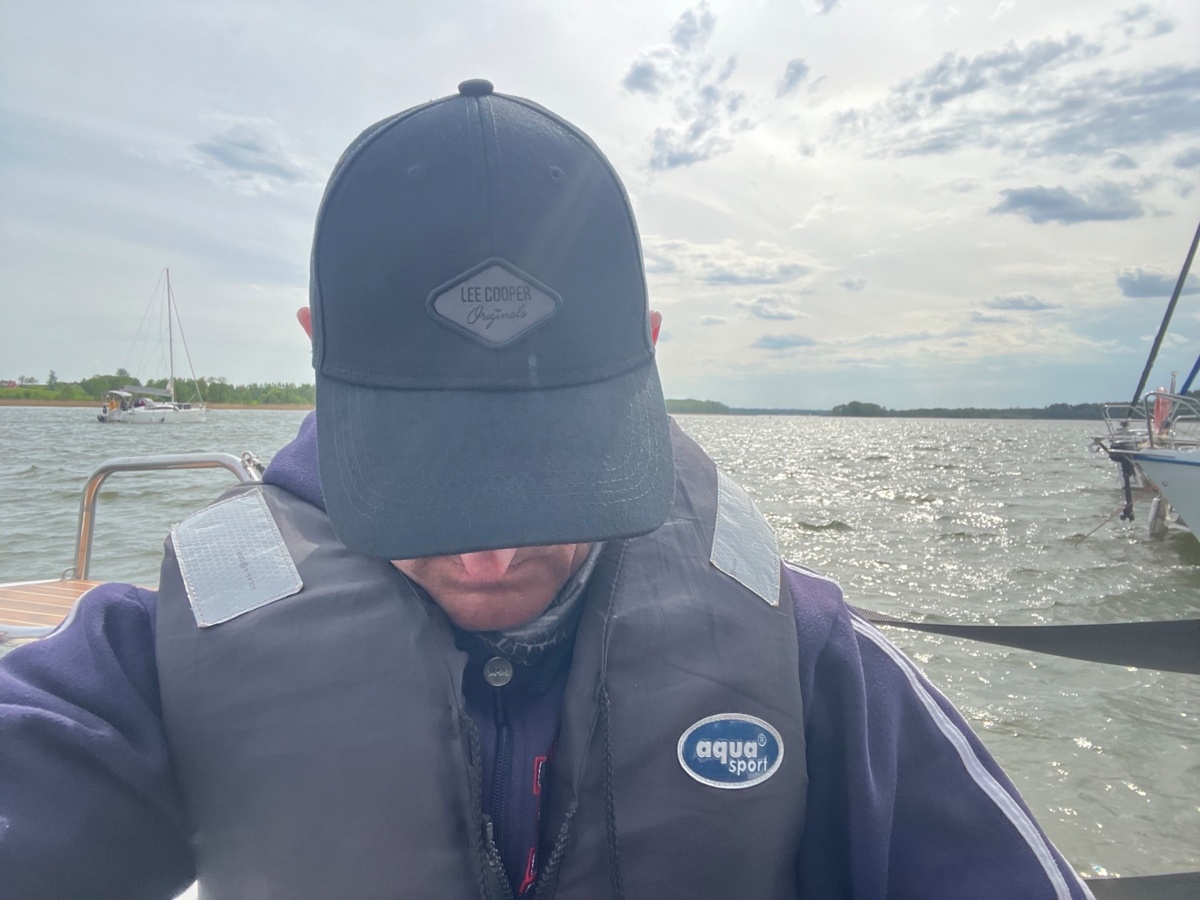 e296a0a9-1c6a-436a-84c2-26885b66f5fa