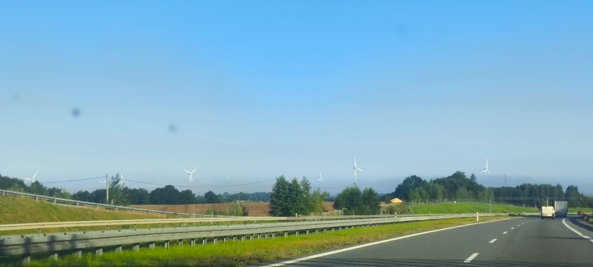 b83b92b7-2006-4d59-a61a-ea172a717983