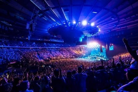 Rockmani oskarżeni o zbrodnie przeciwko ludzkości