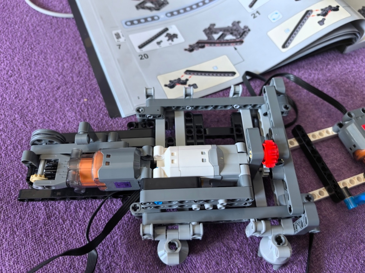 fa92da98-149e-4e40-93a2-c80275a0b083