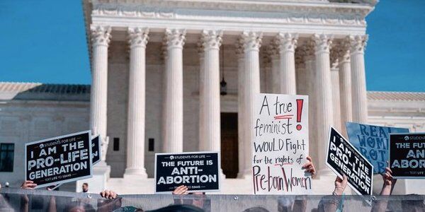 Gorące tematy w Sądzie Najwyższym USA. Na wokandzie m.in. aborcja prawo do noszenia broni