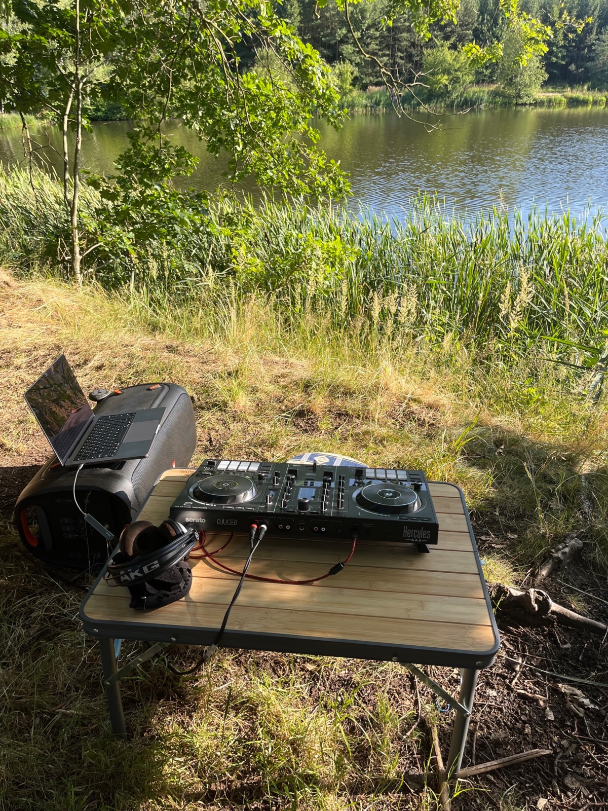 de651229-30c0-4dbf-ac49-ce6e9306e309