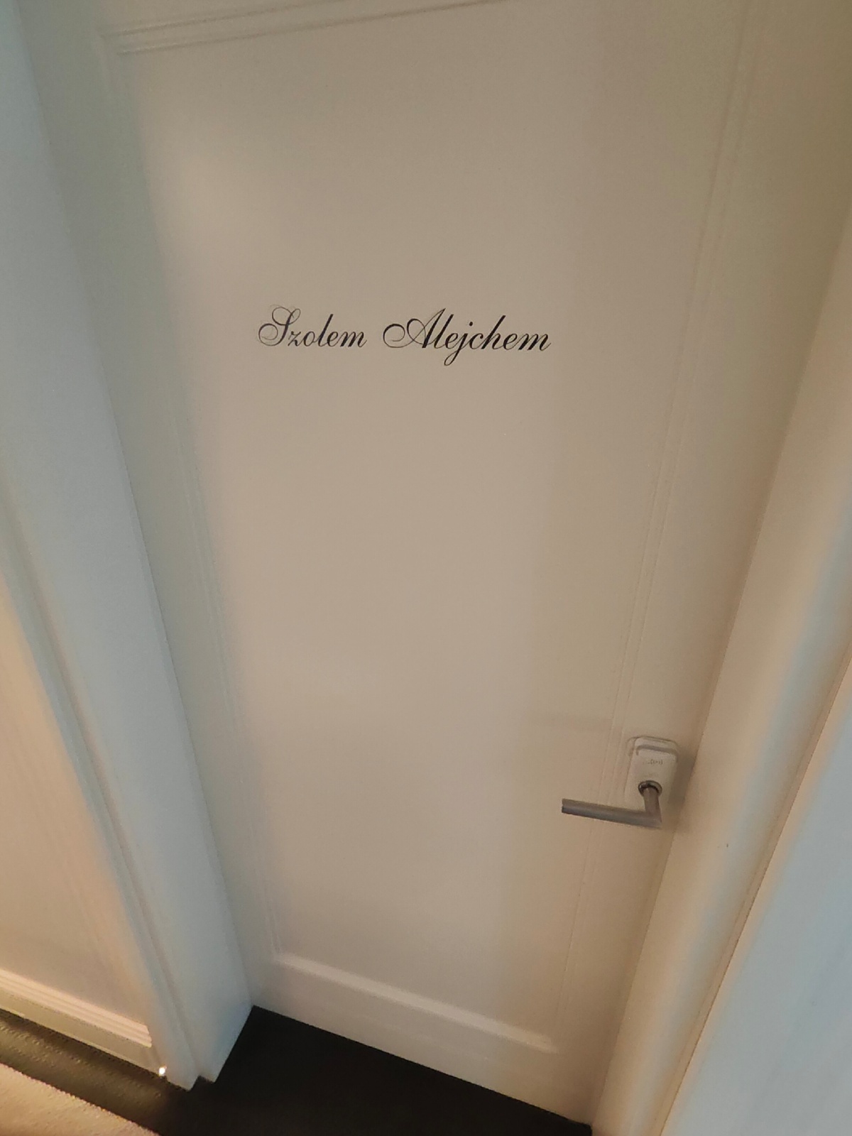 818c70e2-c7d0-49a0-ae2e-308732f99196