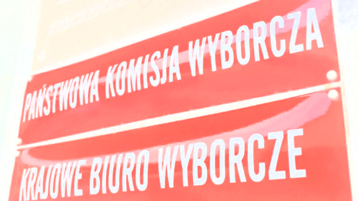 Decyzja PKW w sprawie wypłaty subwencji dla PiS i Konfederacji. Partie dostaną mniej kasy.