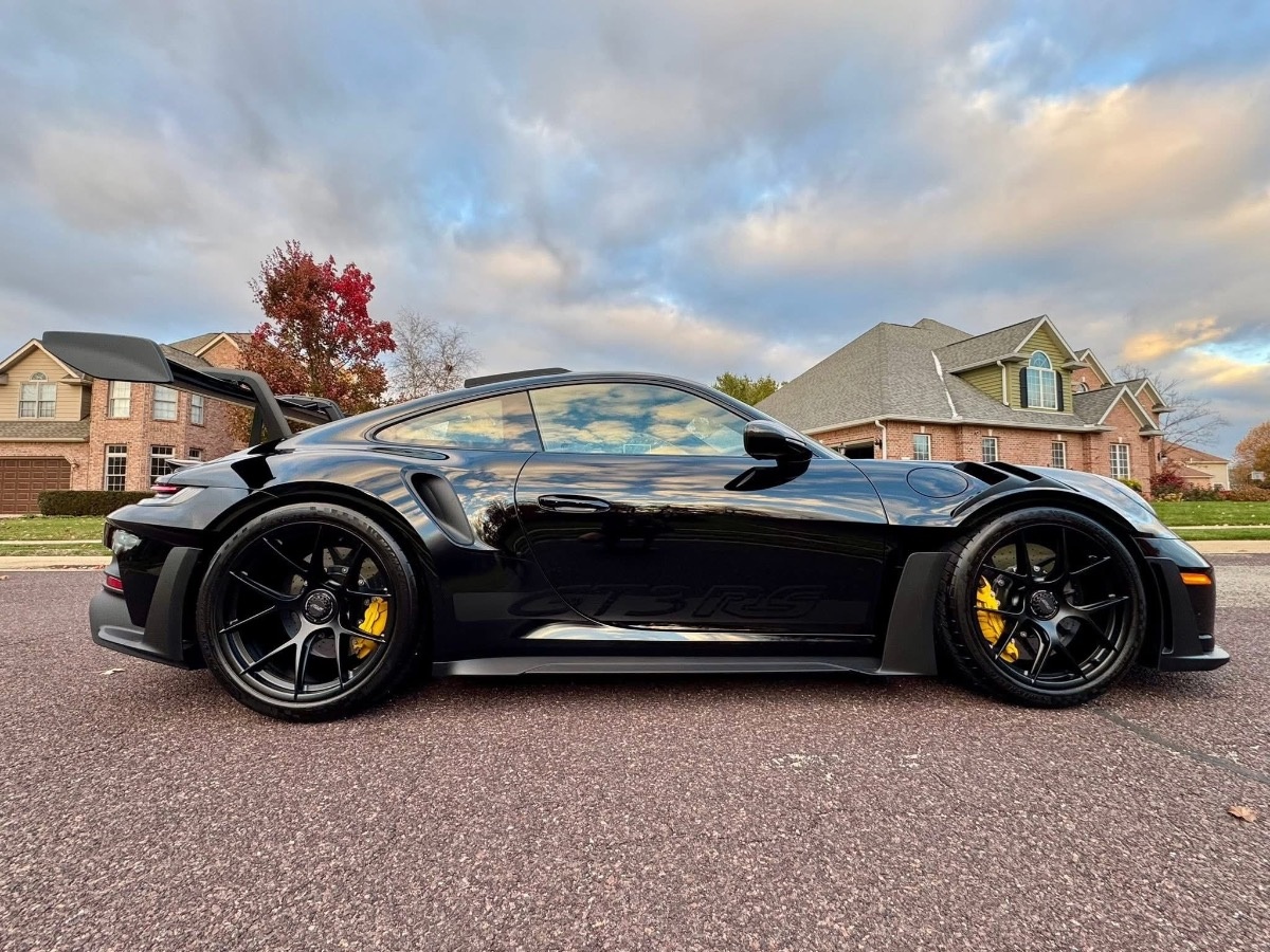 cbd32ee3-975d-4185-b6e4-27520a2b5b21